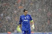 雷火电竞-沙漠风暴中的奇迹，登贝莱铁血统治，阿联酋绝杀克罗地亚书写2026世界杯E组最硬一战
