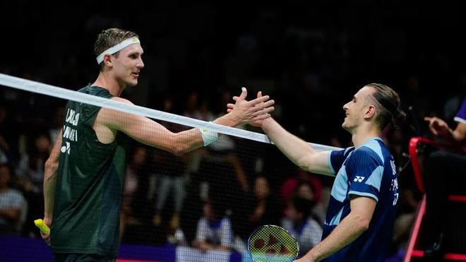 包含印度羽毛球队鏖战中国羽毛球队，安赛龙送出助攻的词条