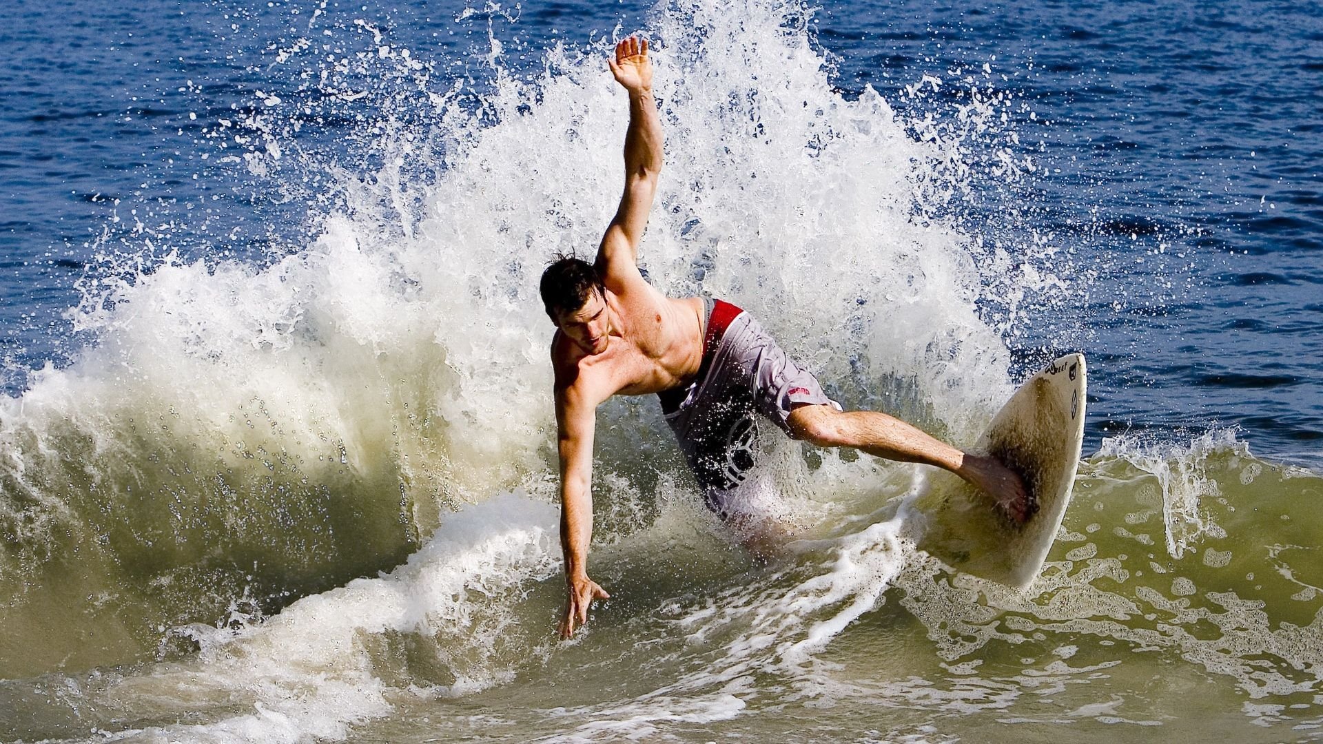 年度焦点之战之夜，德罗赞完成自我救赎