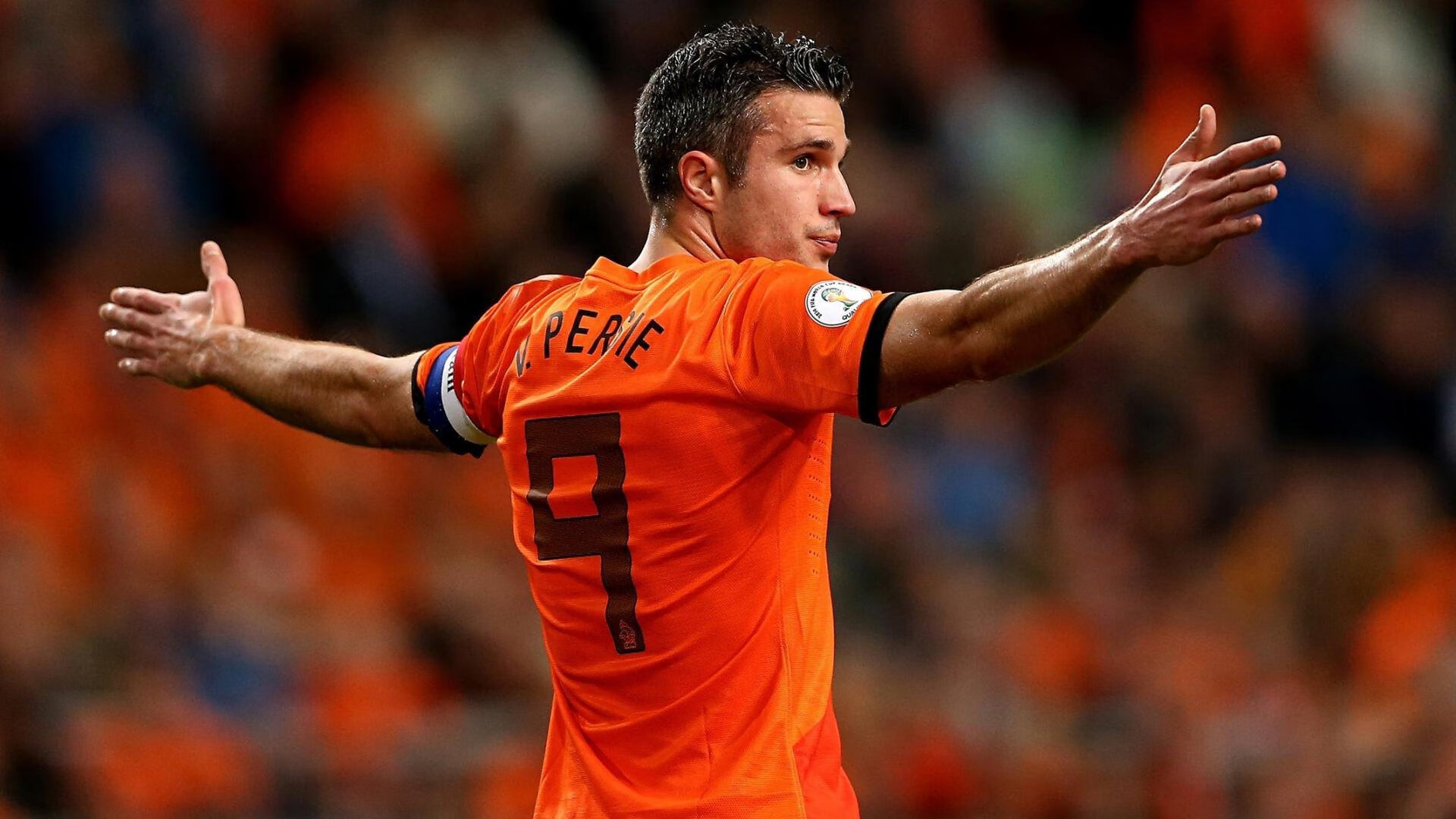 双线争锋，欧冠决赛的绿茵焦点与湖人关键战的紫金突围